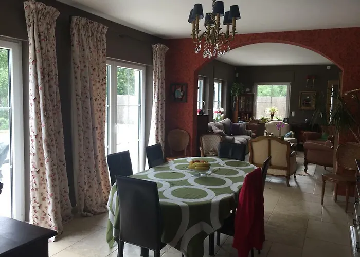 Le Papillon D'or Bed & Breakfast *